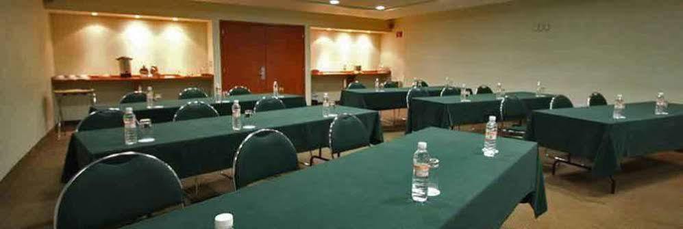 Hotel Mercury Inn Querétaro Zewnętrze zdjęcie
