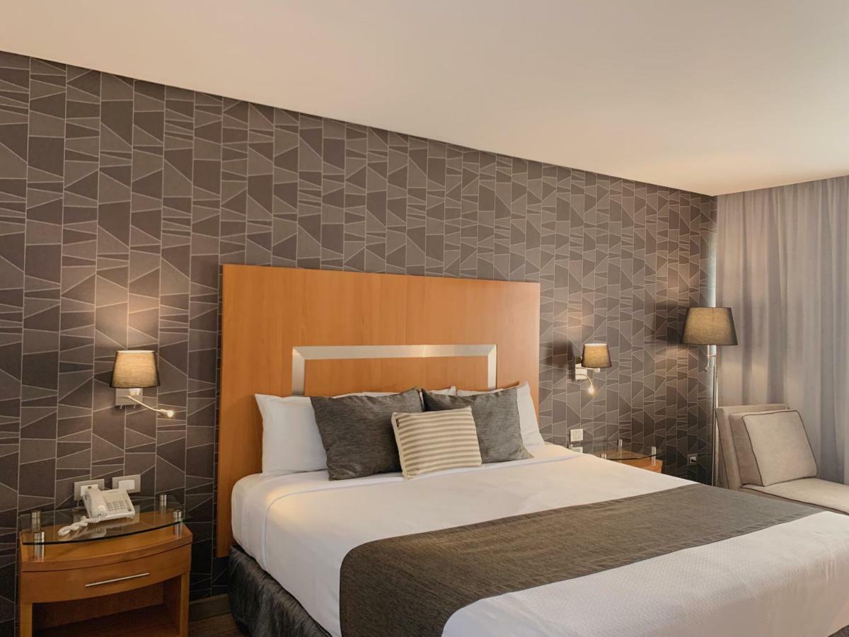 Hotel Mercury Inn Querétaro Zewnętrze zdjęcie