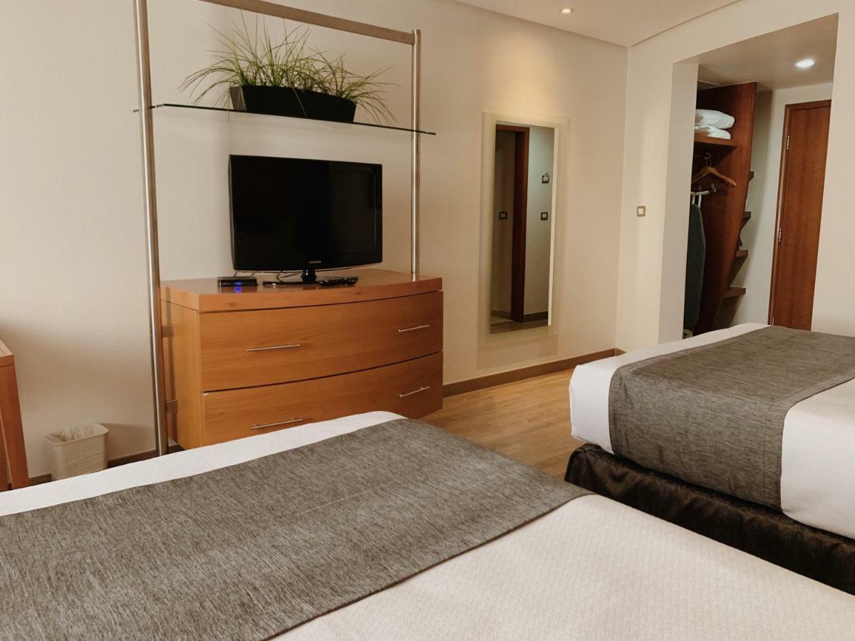 Hotel Mercury Inn Querétaro Zewnętrze zdjęcie